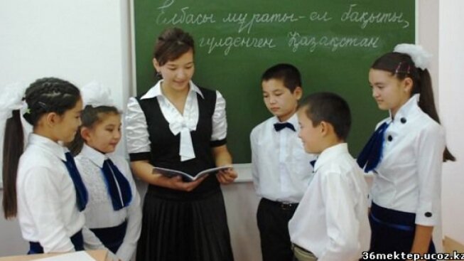 Учитель казахского ведет и химию, и английский - глава МОН о сельских школах 
